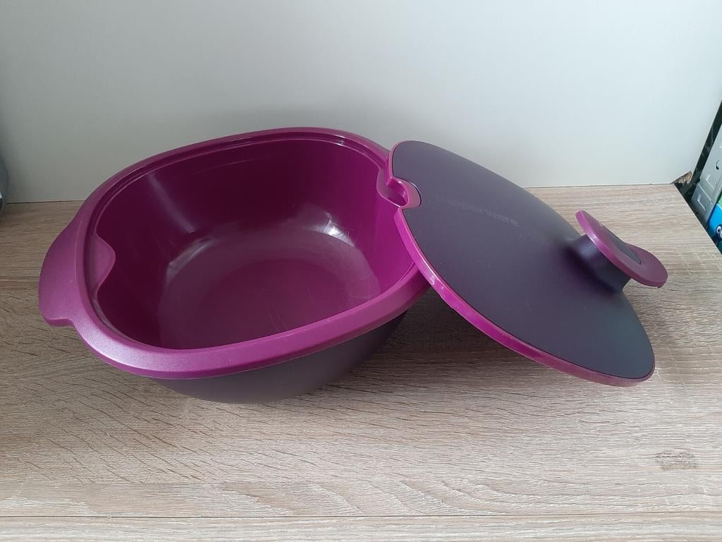 Tupperware Iso Duo dubbelwandige schaal magnetron 600 2.4ltr, Huis en Inrichting, Keuken | Tupperware, Ophalen of Verzenden, Zo goed als nieuw