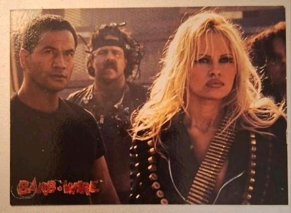 Barb Wire Topps Trading Card #45 - Pamela Anderson, Ophalen of Verzenden, Gebruikt, Losse kaart
