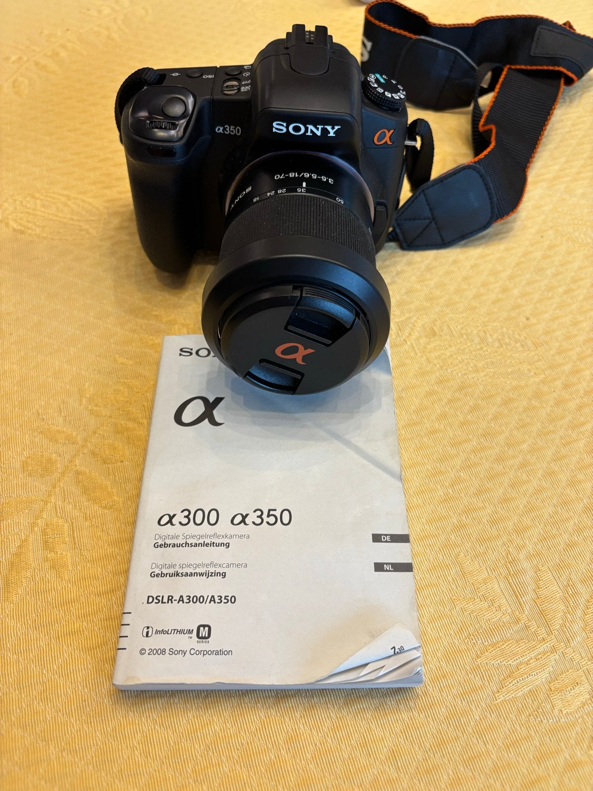 Sony Alpha A350 DSLR camera met extra lens, Spiegelreflex, Zo goed als nieuw, Sony, Draagriem