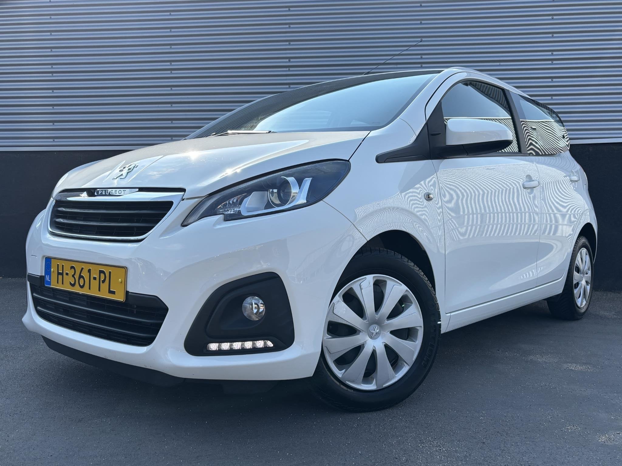Peugeot 108 1.0 e-VTi Active Airco, Bluetooth, 5-deurs, Wit, Handgeschakeld, 998 cc, Benzine