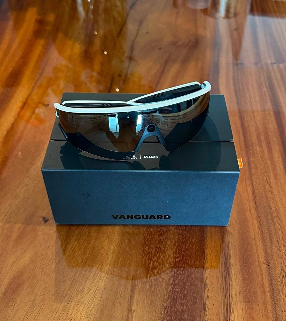 Oakley Meta Vanguard, Sieraden, Tassen en Uiterlijk, Zonnebrillen en Brillen | Heren, Wit, Ophalen of Verzenden, Zo goed als nieuw