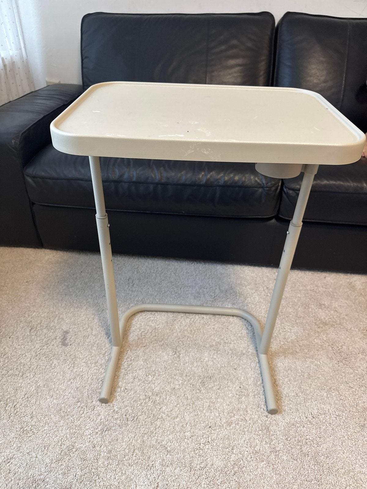 Verstelbare bijzettafel - Gebruikt en in goede staat, Gebruikt, Ophalen of Verzenden, 60 cm of meer, Rechthoekig