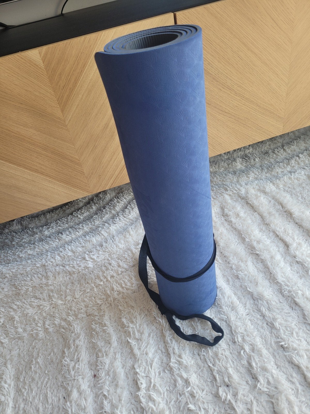 Blauwe fitnessmat / yogamat met draagband, Sport en Fitness, Fitnessmaterialen, Ophalen of Verzenden, Nieuw, Benen, Fitnessmat