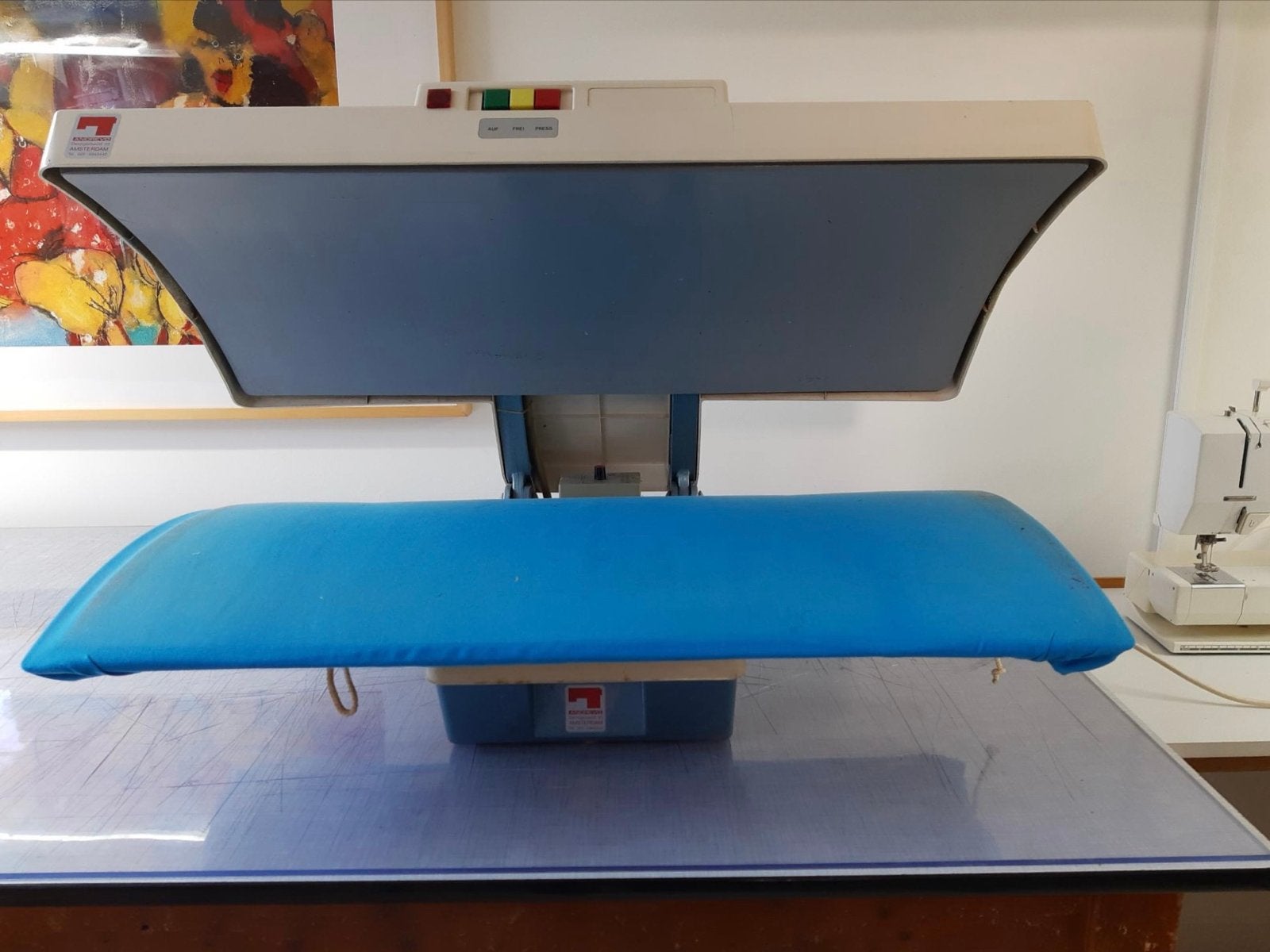 Professionele Strijkpers - Perfect voor Thuis of Atelier, Ophalen of Verzenden, Gebruikt, Strijkijzer met snoer