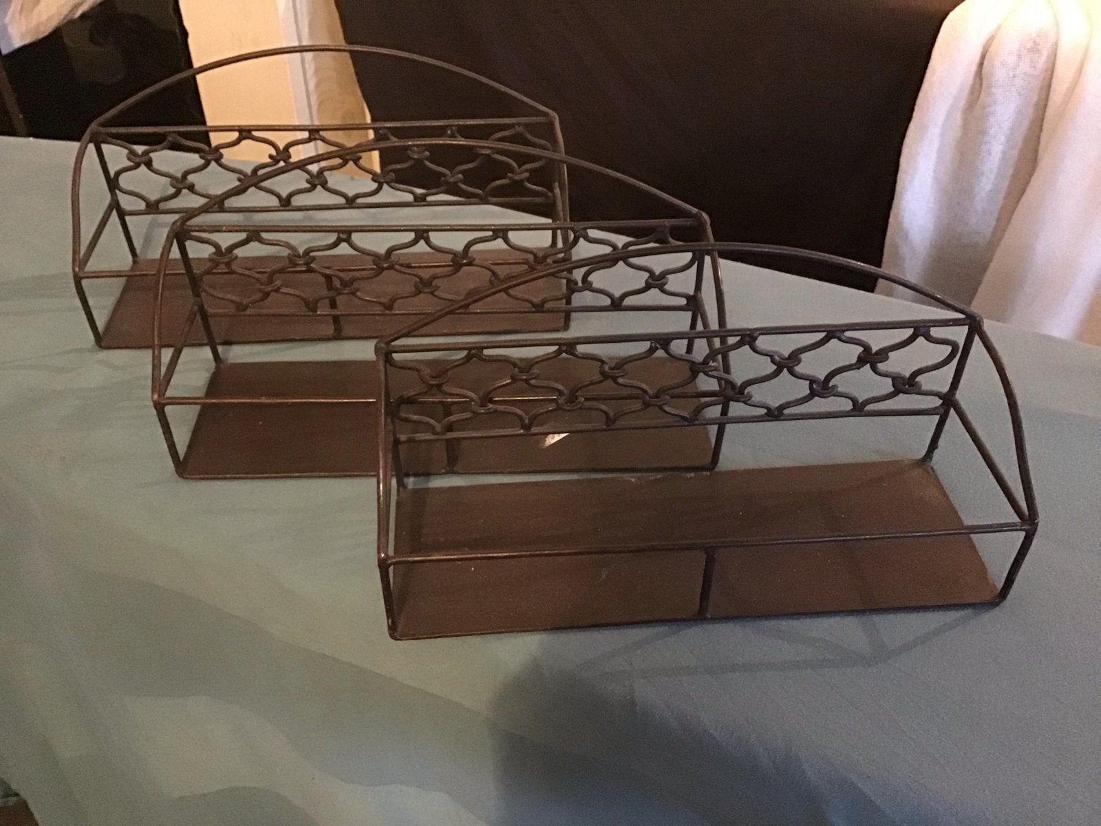Set van 3 metalen rekjes met decoratief patroon, Met handvatten, Gebruikt, Mand, Ophalen of Verzenden