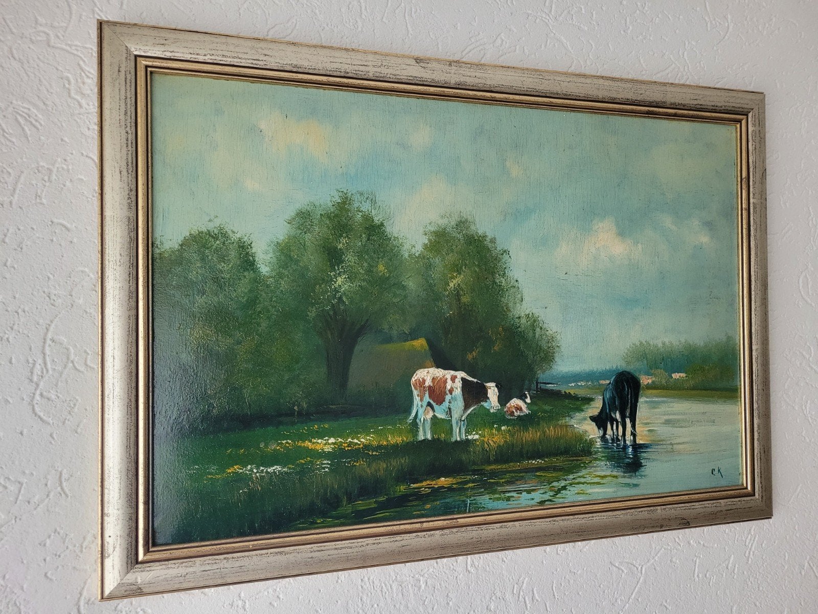 Olieverfschilderij koeien aan de waterkant gesigneerd, Doek, Realistisch, Dieren, Ophalen of Verzenden