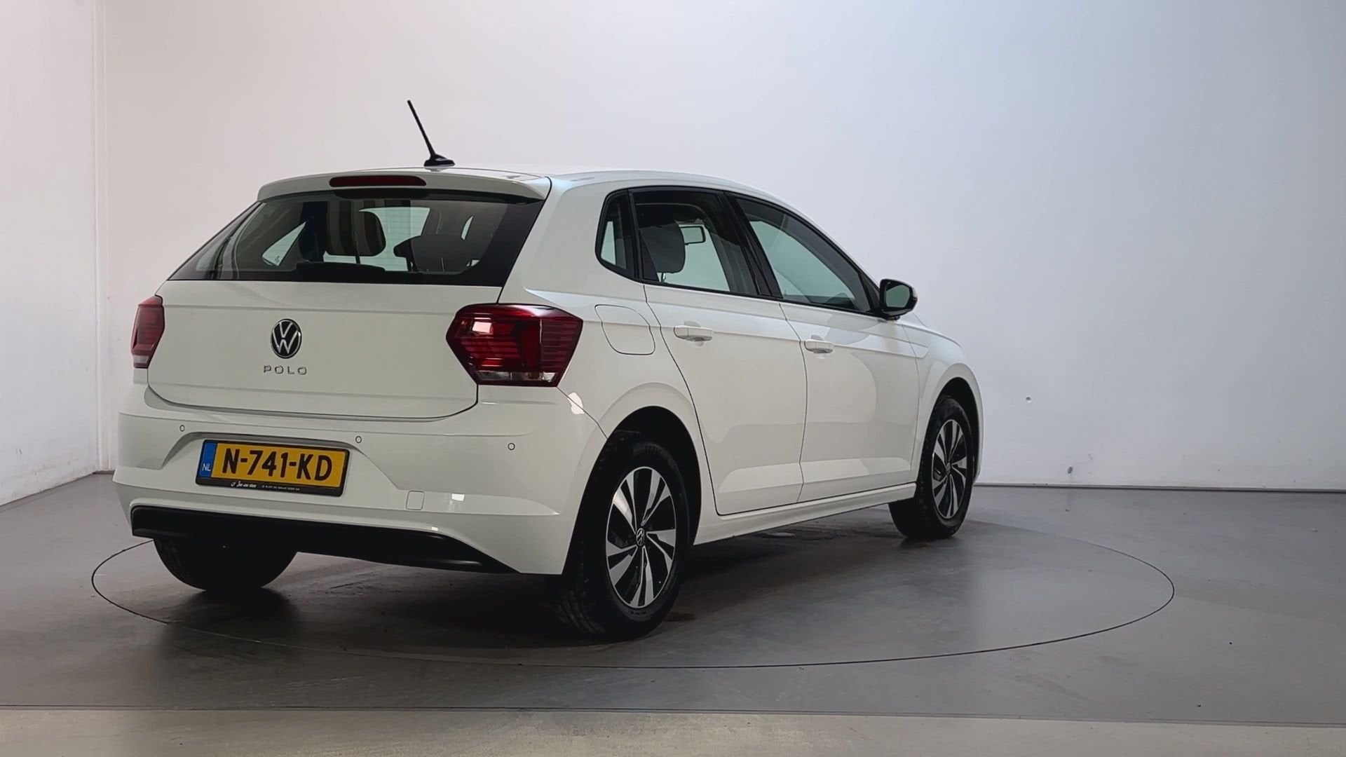 Volkswagen Polo 1.0 TSI Comfortline Parkeersensoren App-Conn, Voorwielaandrijving, Dealer onderhouden, Gebruikt, Met garantie (alle)