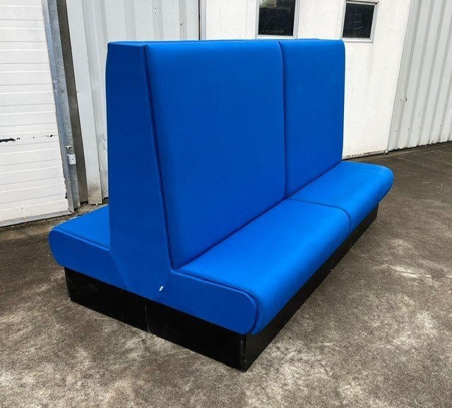 bank wachtbank horecabank treinbank nette staat 240 cm, Ophalen, Blauw, Zo goed als nieuw, Stof