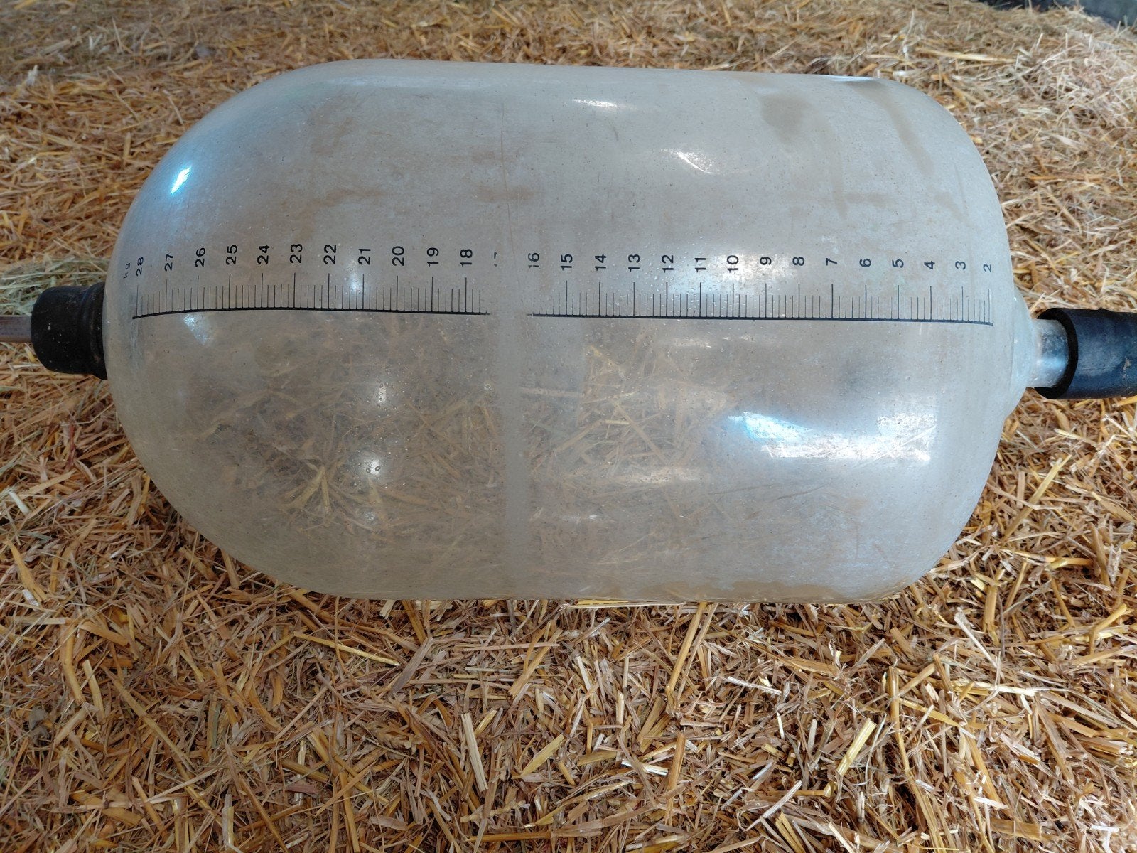 Melkglazen 28 liter, Ophalen