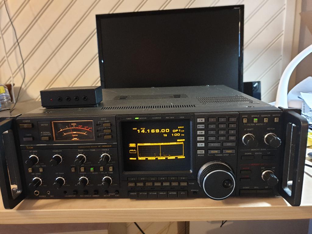 Icom ICR9000, Ophalen, Gebruikt, Ontvanger