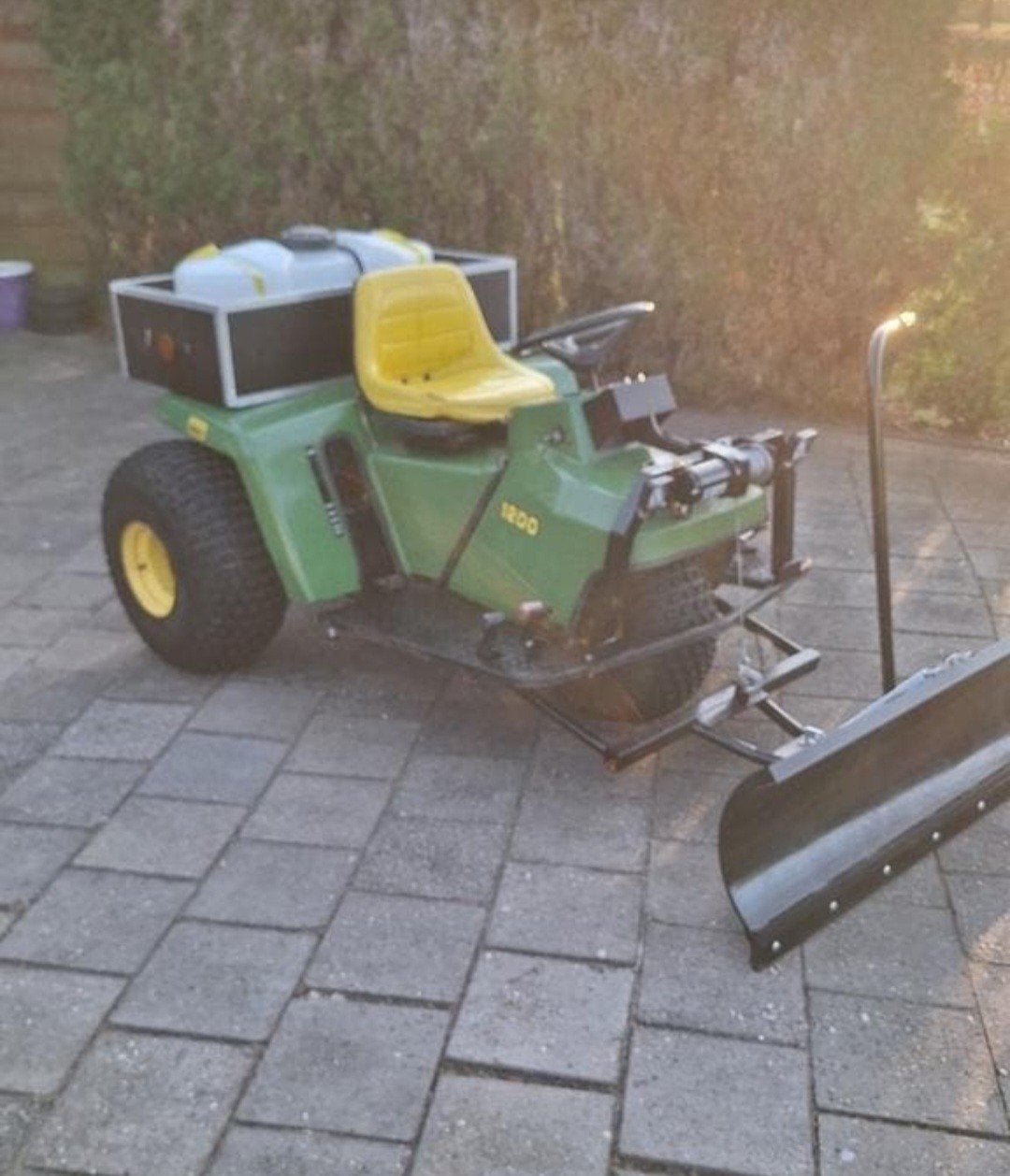 Gator/quad 1200 n john deere gifspuit sneeuw schuif lier, Ophalen, 50 cm of meer, John Deere