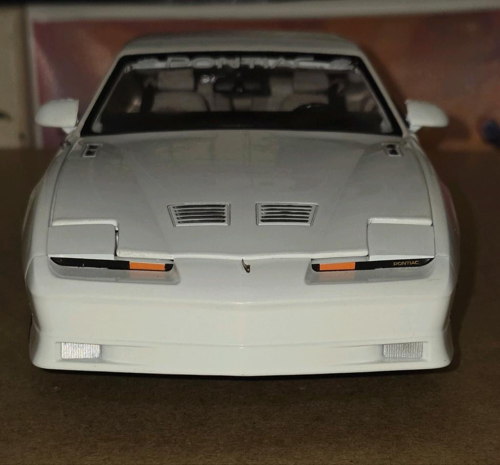 Pontiac Firebird TTA Pilot Car 1989 Limited, Hobby en Vrije tijd, Modelauto's | 1:18, Ophalen of Verzenden, Zo goed als nieuw