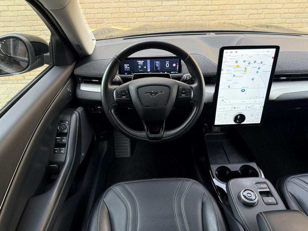 Ford Mustang Mach-E Extended RWD 98 kWh | 95% SOH | Trekhaak, Auto's, Ford, Gebruikt, 750 kg, 610 km, Zwart