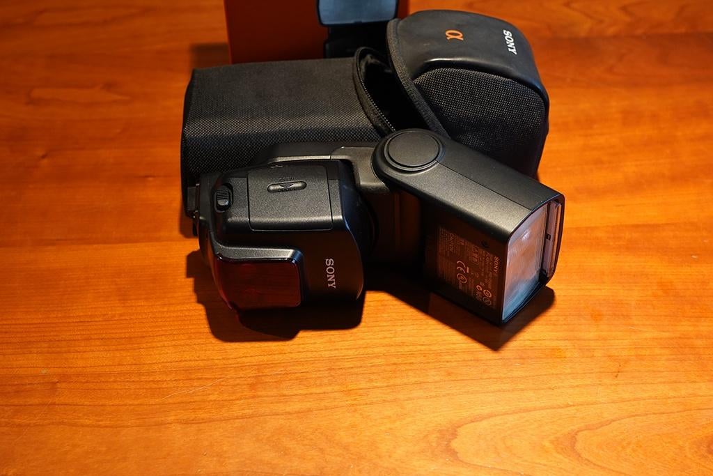 Sony HVL-F58AM flitser, Ophalen of Verzenden, Zo goed als nieuw, Overige merken, Kantelbaar