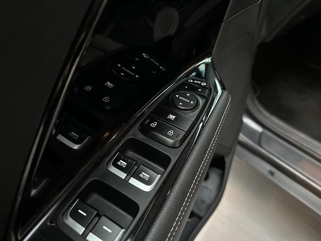 Kia Niro 1.6 GDi Hybrid DynamicLine, Gebruikt, Euro 6, 2 kWh, Leder en Stof
