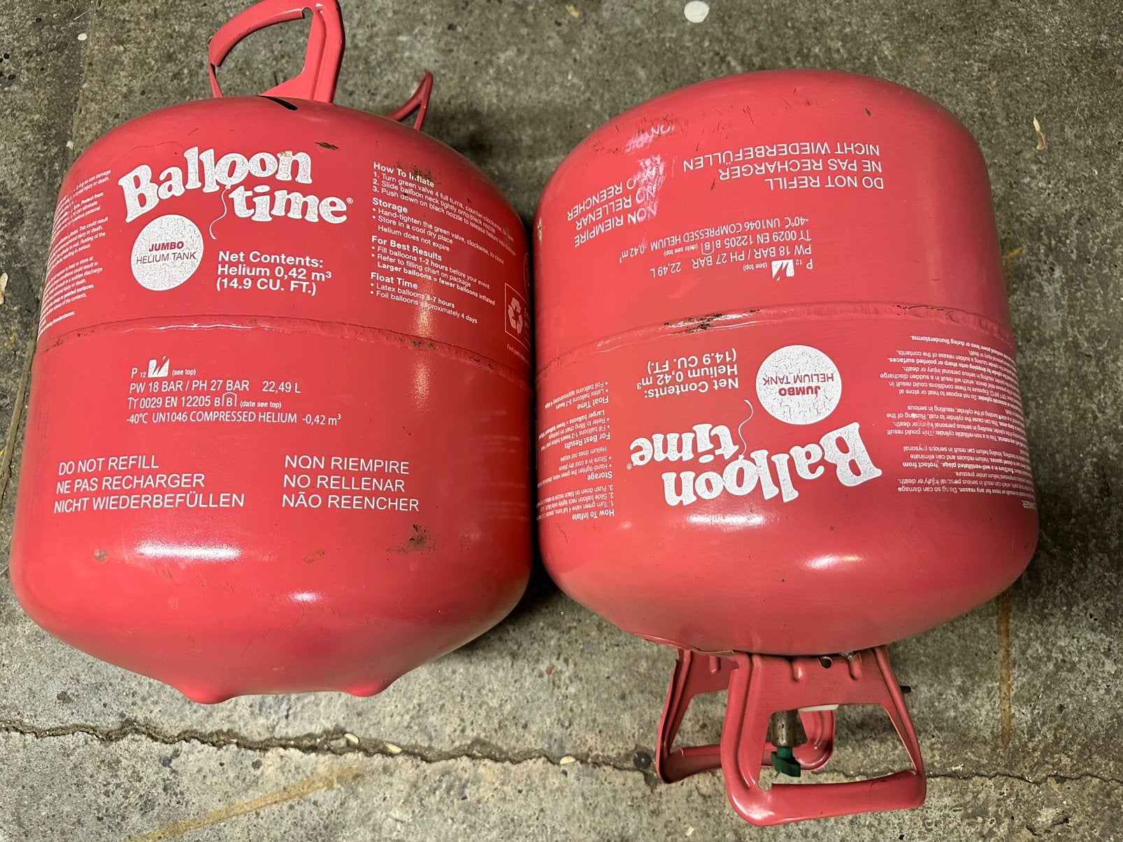 Twee lege Helium tanks, Ophalen, Gebruikt