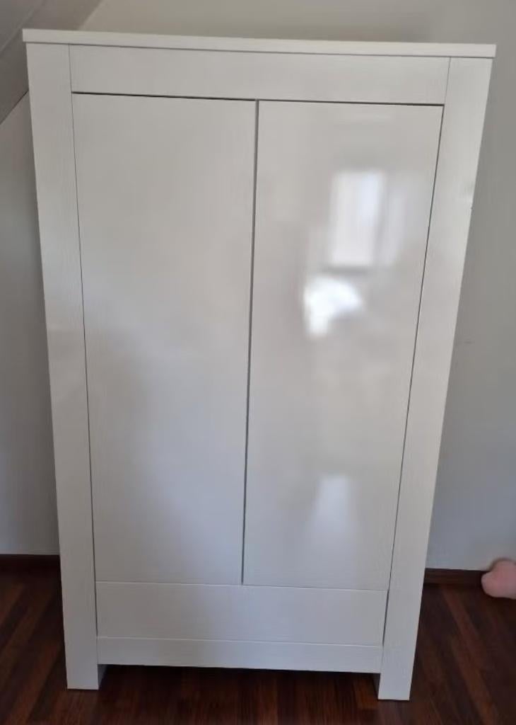 Kidsmill Alaska Hoogglans Kledingkast inclusief Commode wit, Ophalen, Kast, 50 tot 70 cm, 105 cm of meer