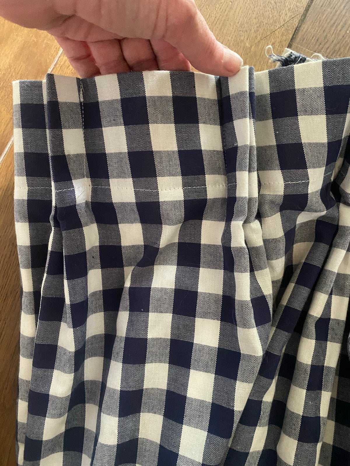 Donkerblauw geruit gordijn, zonwerend, 1.95m x 2.34m, Ophalen, Met haken, Gebruikt, Blauw