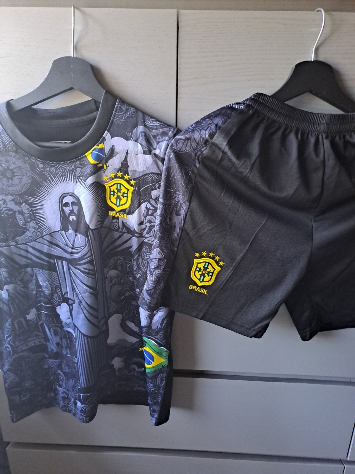 Brazilië voetbalshirt maat 152 - Zo goed als  nieuw, Kinderen en Baby's, Kinderkleding | Maat 152, Ophalen, Jongen of Meisje, Zo goed als nieuw