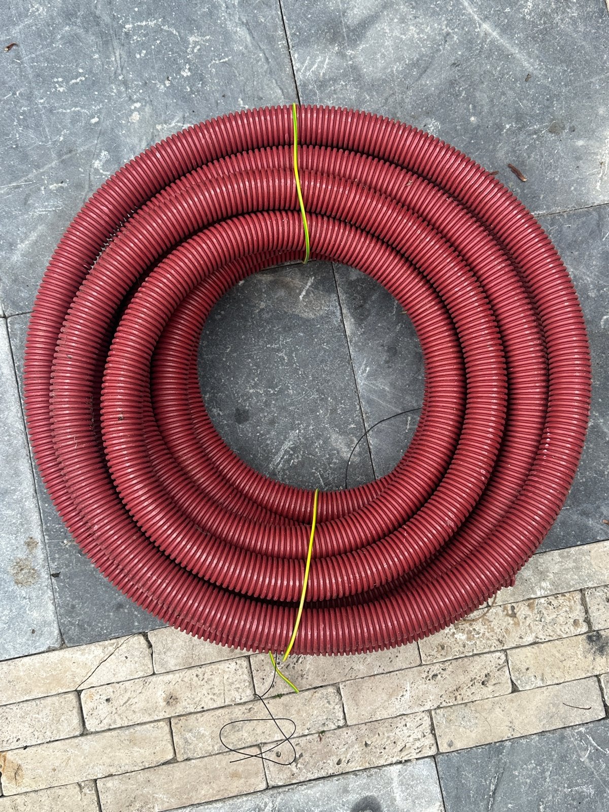 Flexibele mantelbuis 40mm ruim 16 meter met trekdraad, Ophalen, Nieuw, Overige merken, Kabel of Snoer