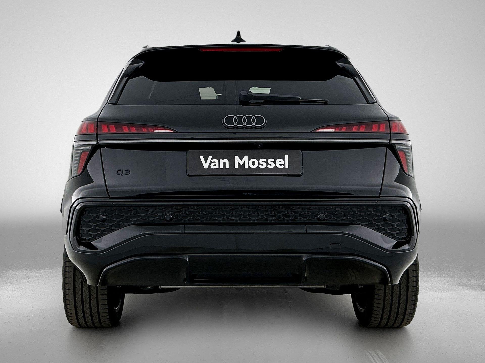Audi Q3 1.5 e-hybrid S edition Adaptive cruise control l Ach, Auto's, 1800 kg, 1498 cc, Euro 6, 4 cilinders