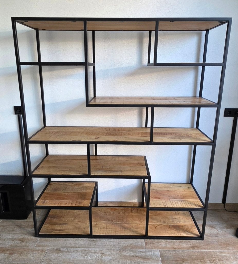 Vakkenkast (Mangohout), Huis en Inrichting, Ophalen, Zo goed als nieuw, Minder dan 150 cm, 150 tot 200 cm