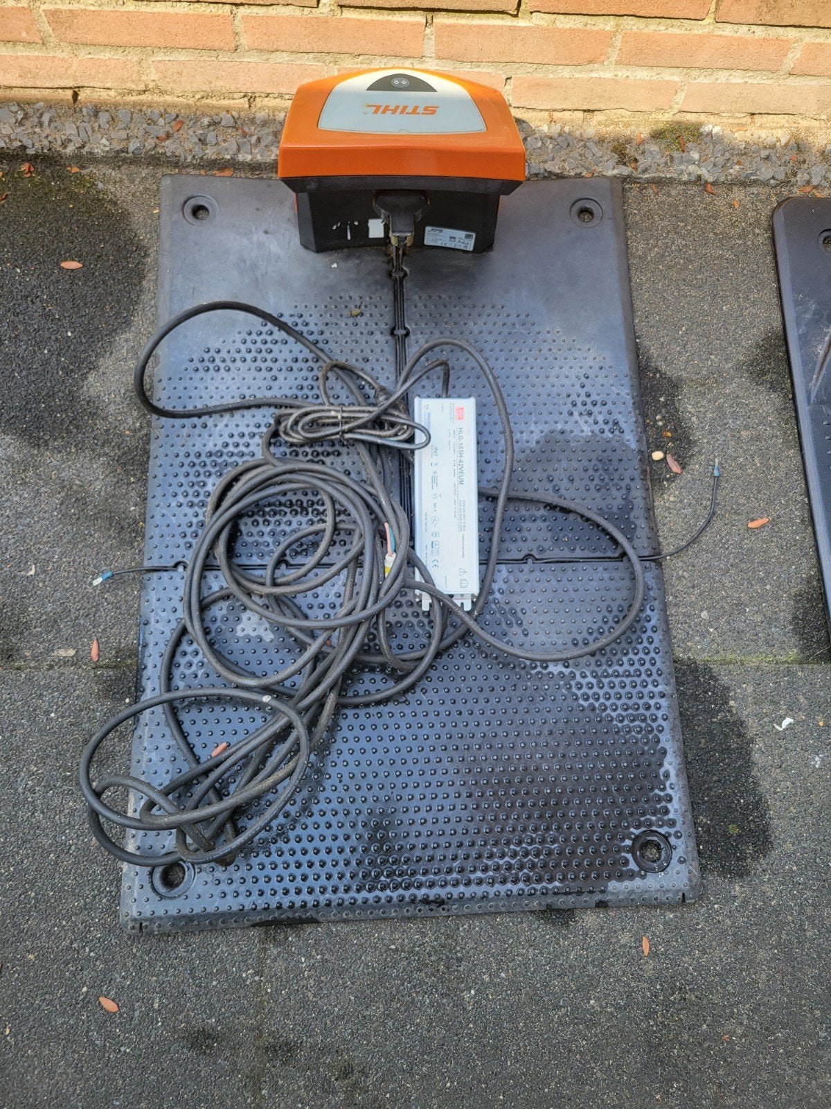 goed werkend dockingstation+ trafo van een Stihl Rmi 632/c/p, Stihl, Gebruikt, Bestuurbaar via app, Ophalen of Verzenden