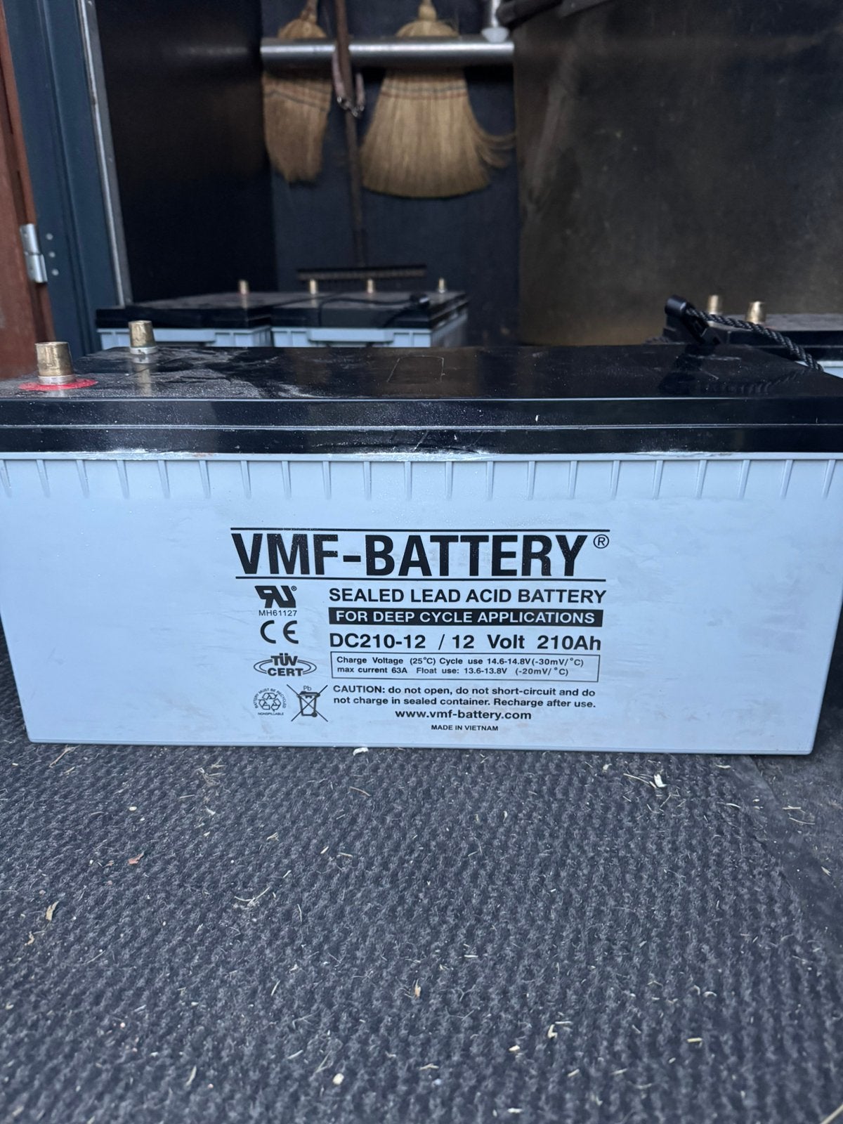 VMF Battery Gel accu 12V 210 Ah, Ophalen, Gebruikt