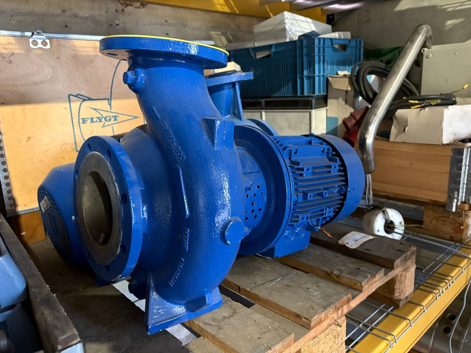 KSB Etanorm Centrifugaalpomp RVS 5.5kW 125m³/u als nieuw, Ophalen