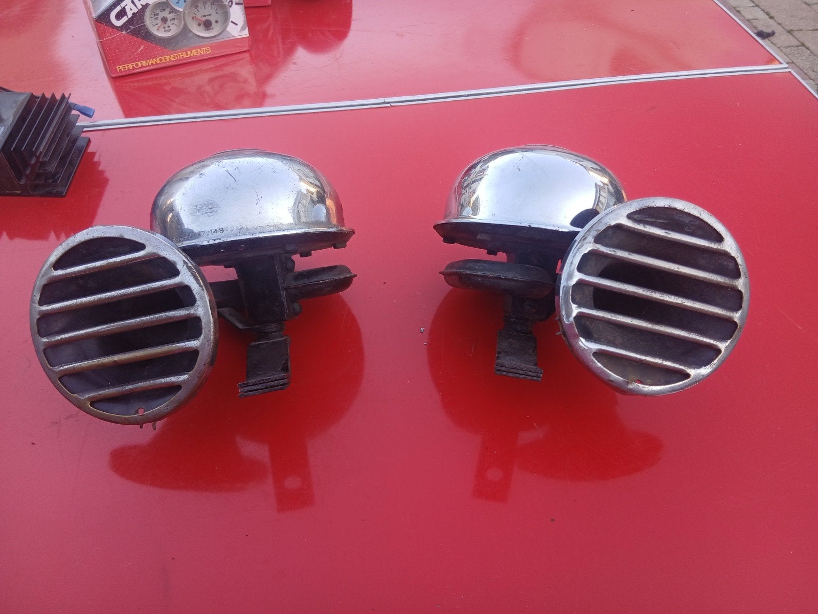 Set van 2 chromen claxons voor oldtimer, Ophalen of Verzenden, Gebruikt, Oldtimer onderdelen