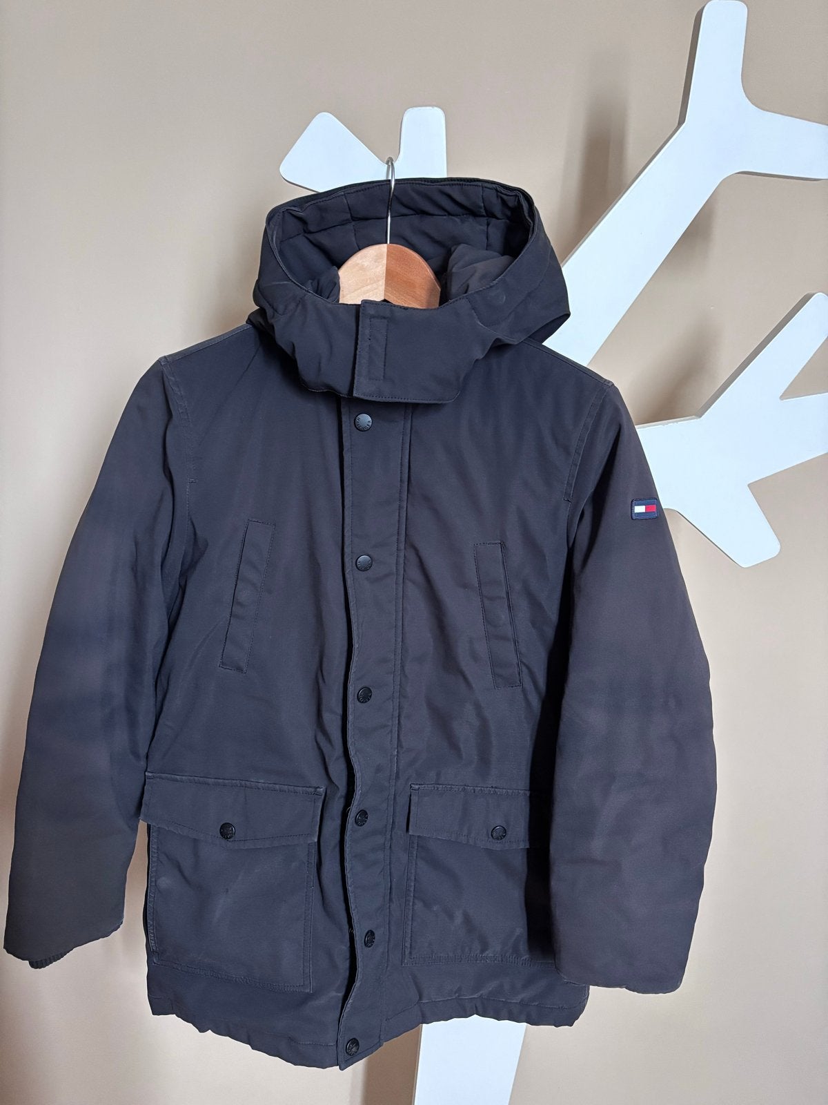 Tommy Hilfiger Winterjas - Maat 152- Zwart, Ophalen of Verzenden, Zo goed als nieuw, Jongen, Jas