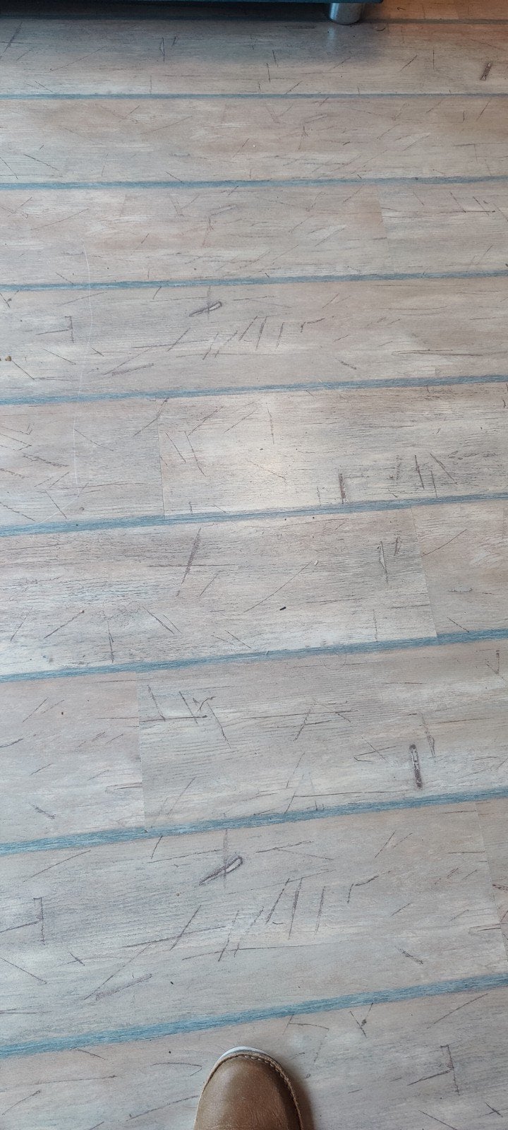Laminaatvloer ca. 30 m2 - Zelf verwijderen in Houten, Ophalen, Gebruikt, 50 tot 150 cm, 10 m² of meer
