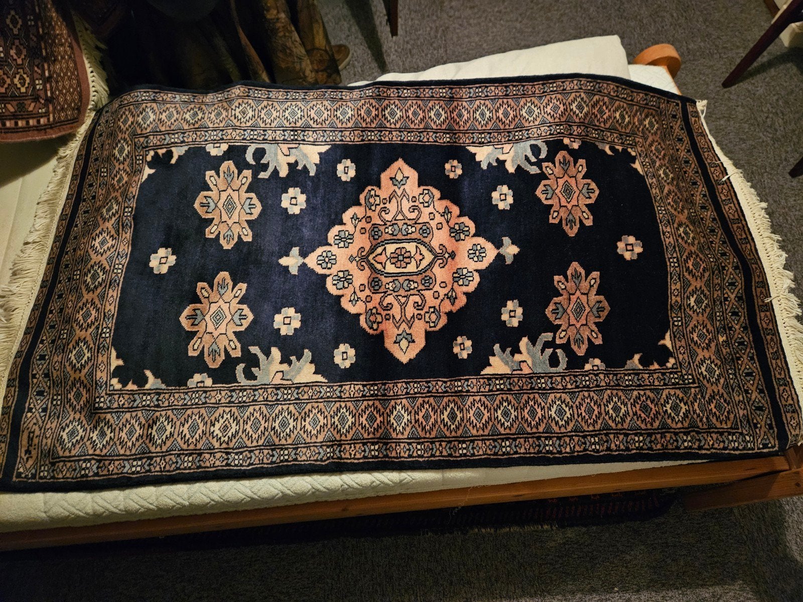 Handgeknoopt Karachi Perzisch tapijt 138x79 cm, 100 tot 150 cm, Blauw, Zo goed als nieuw, Rechthoekig