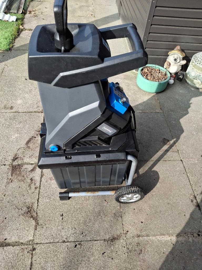 Gamma takkenversnipperaar / hakselaar 2500W H-2500K, Ophalen, Gebruikt, Elektrisch, Met opvangbak