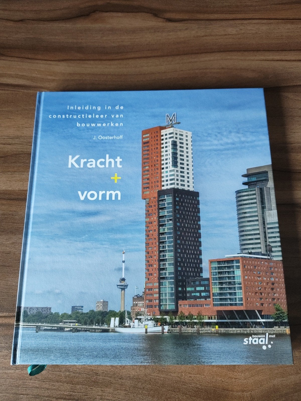 kracht + vorm - Inleiding in de constructieleer van bouwwerk, Ophalen of Verzenden, Zo goed als nieuw, Bouwkunde, J. Oosterhoff