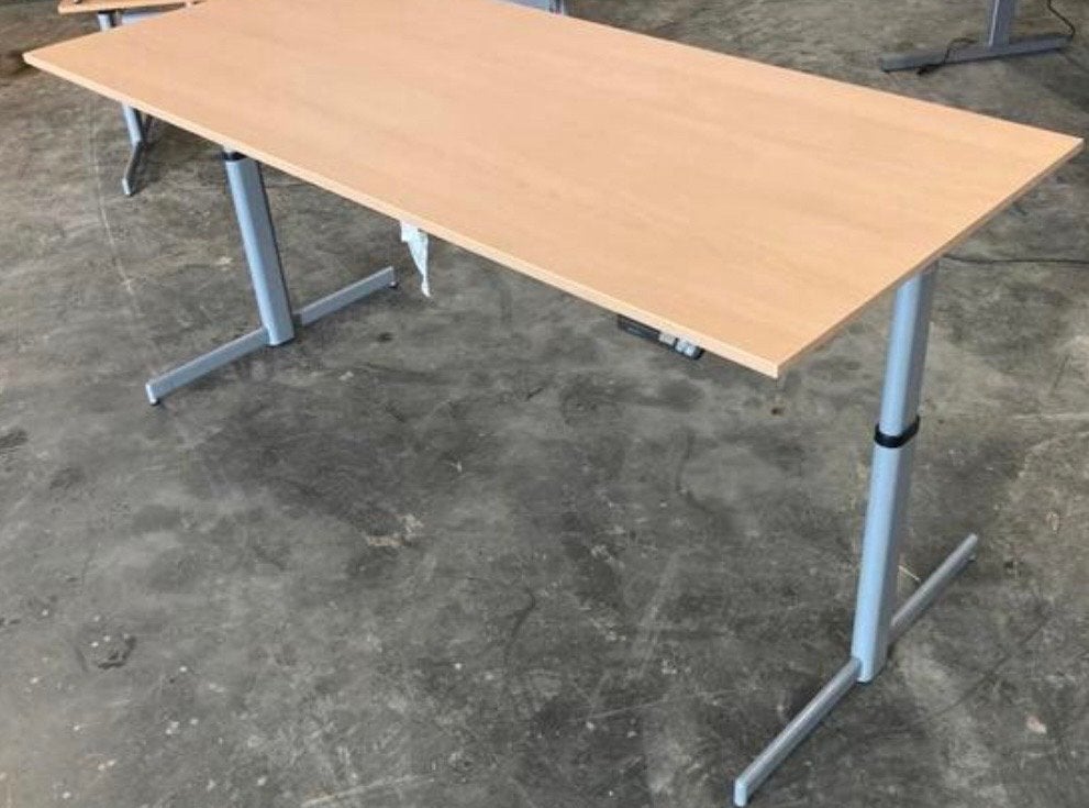Vepa Zit-sta Bureau - Ergonomisch en Verstelbaar, Huis en Inrichting, Bureaus, Ophalen, Zit-sta bureau, Elektrisch, Spaanplaat of MDF