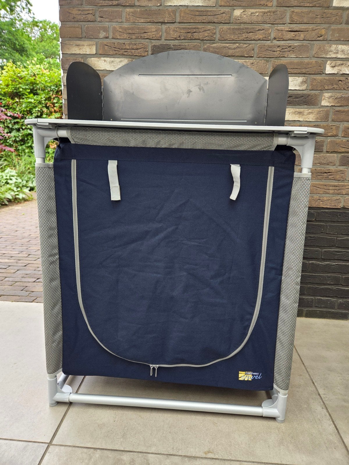 Campingkast, Ophalen, Campingkast