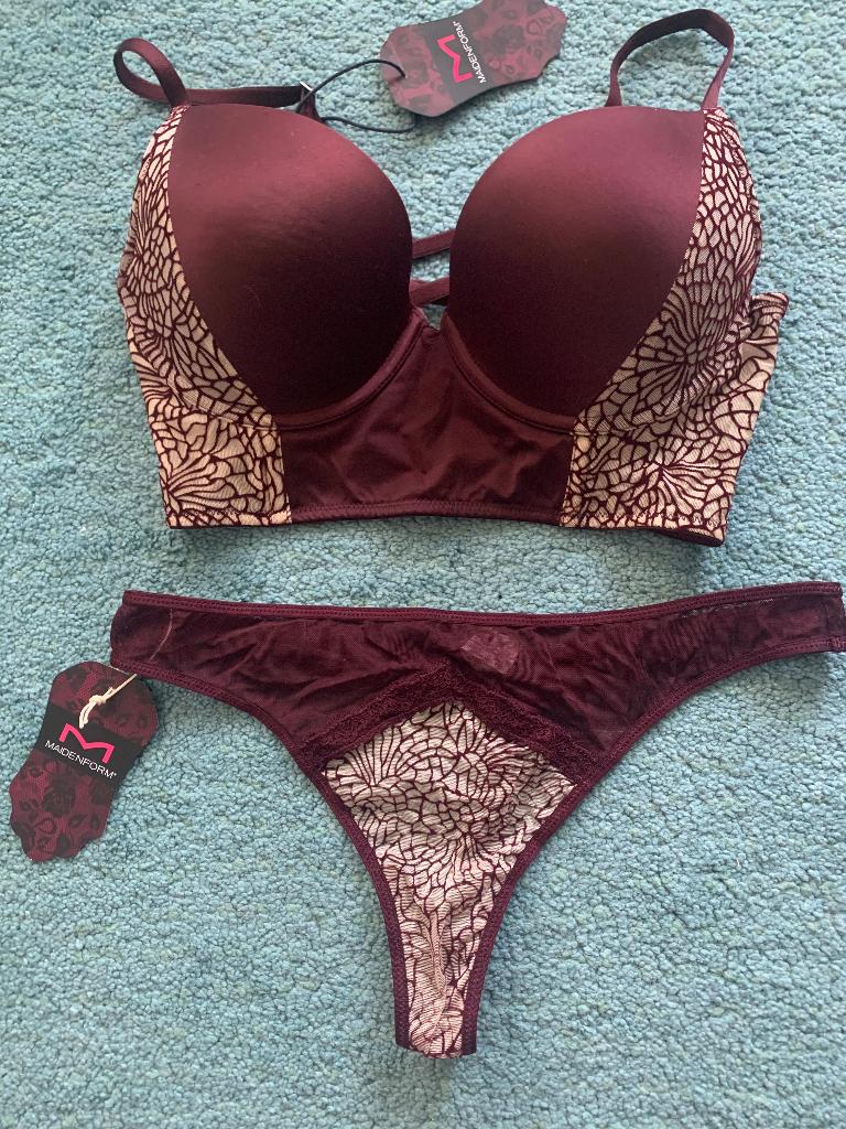 Maidenform Flocked Mesh push-up longline BH 80C + strings, Maidenform, Verzenden, Rood, Setje