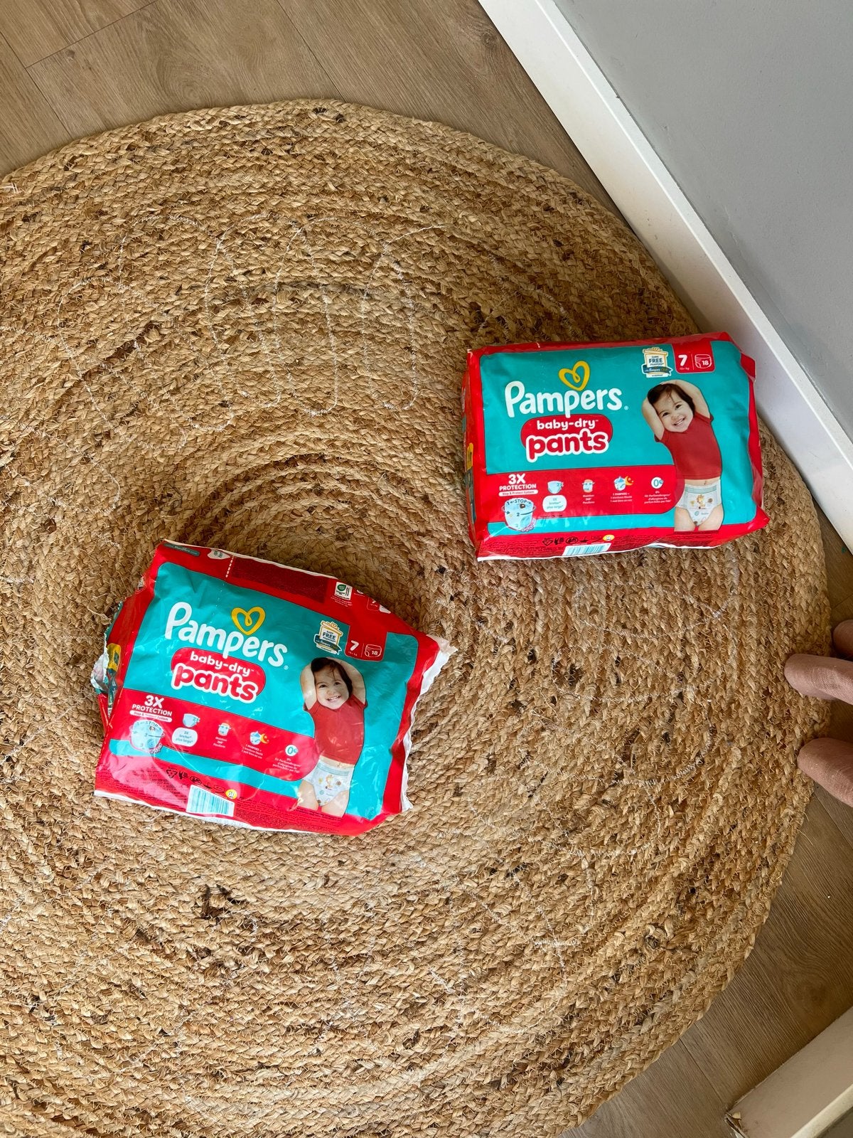 Pampers Baby-Dry Pants Maat 7 - Vol Pak & 9 Losse Luiers, Ophalen of Verzenden, Nieuw