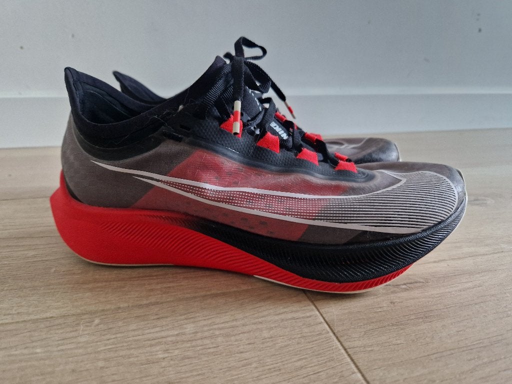 Nike zoom fly hardloopschoenen maat 39  limited edition, Ophalen of Verzenden, Zo goed als nieuw, Hardlopen, Hardloopschoenen