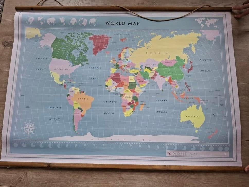 Grote Wereldkaart - 100x73 cm, Ophalen, Zo goed als nieuw, 73 cm, Overige typen