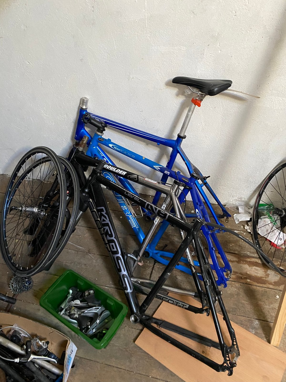 Grote partij fietsonderdelen - race mtb shimano wiel ultegra, Ophalen, Gebruikt, Overige materialen, Overige typen