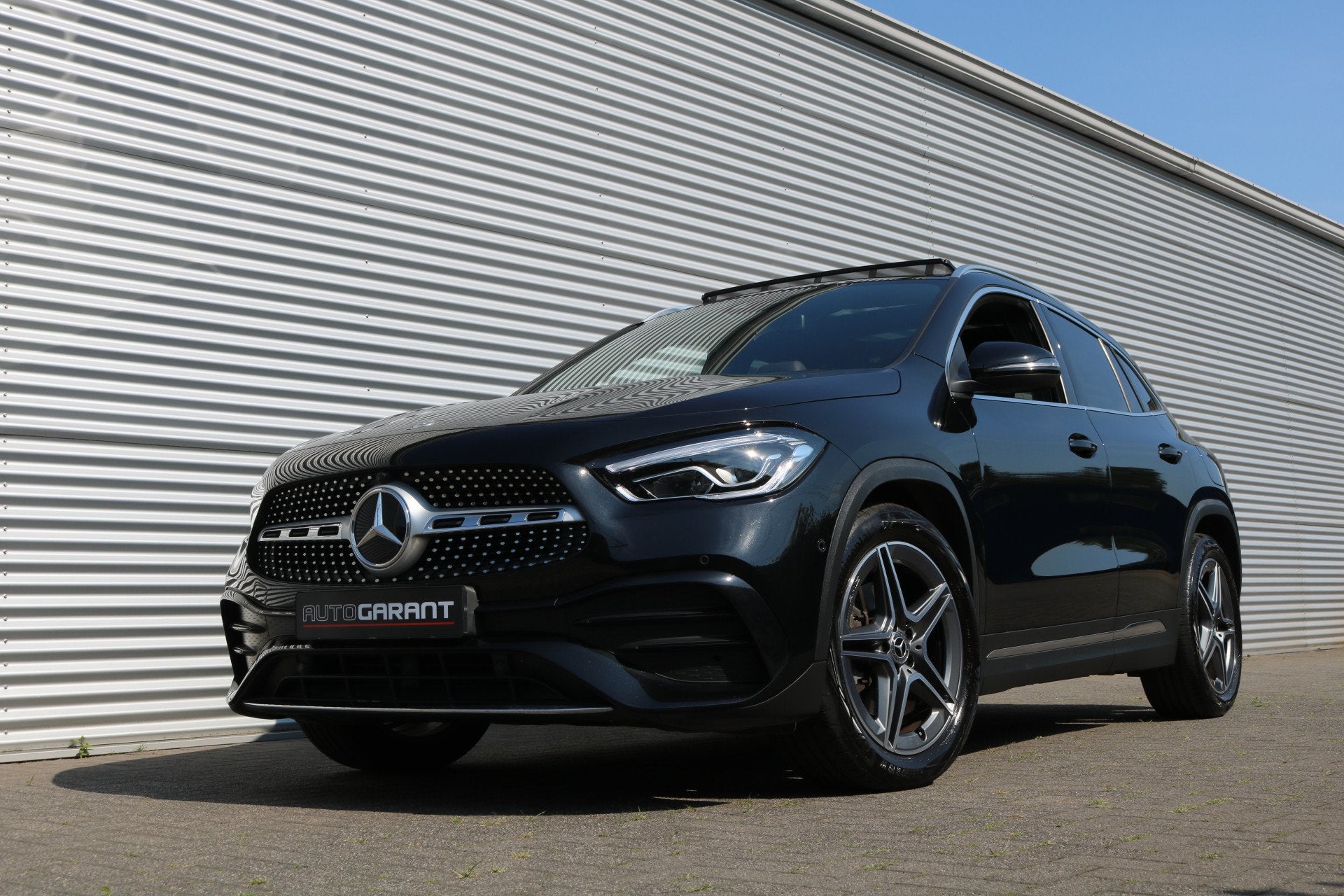 Mercedes-Benz GLA 250 4MATIC AMG Line (Panoramadak Sportlede, Gebruikt, Zwart, 4 cilinders, Zwart