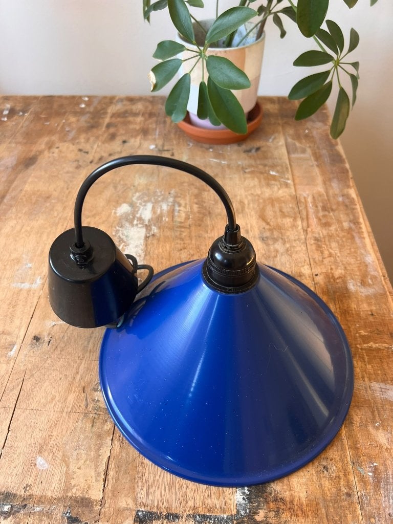 Emaille lampenkamp Yves Klein blauw, Gebruikt, Blauw, Rond, Plafondlamp