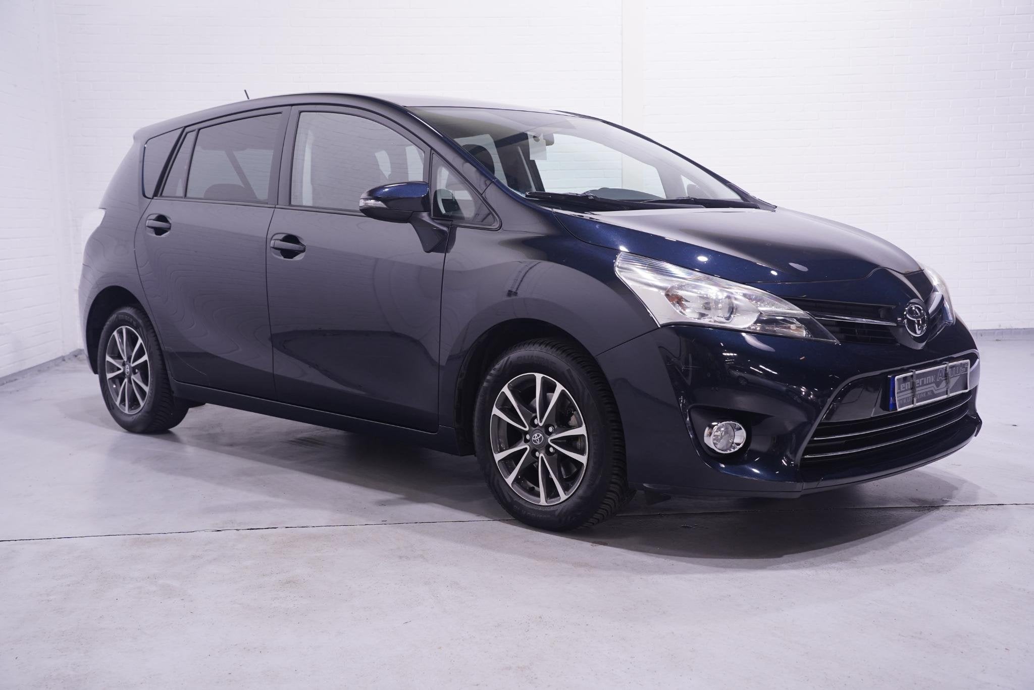 Toyota Verso 1.6 VVT-i Business Camera private-glas trekhaak, Auto's, Voorwielaandrijving, Gebruikt, 4 cilinders, 132 pk