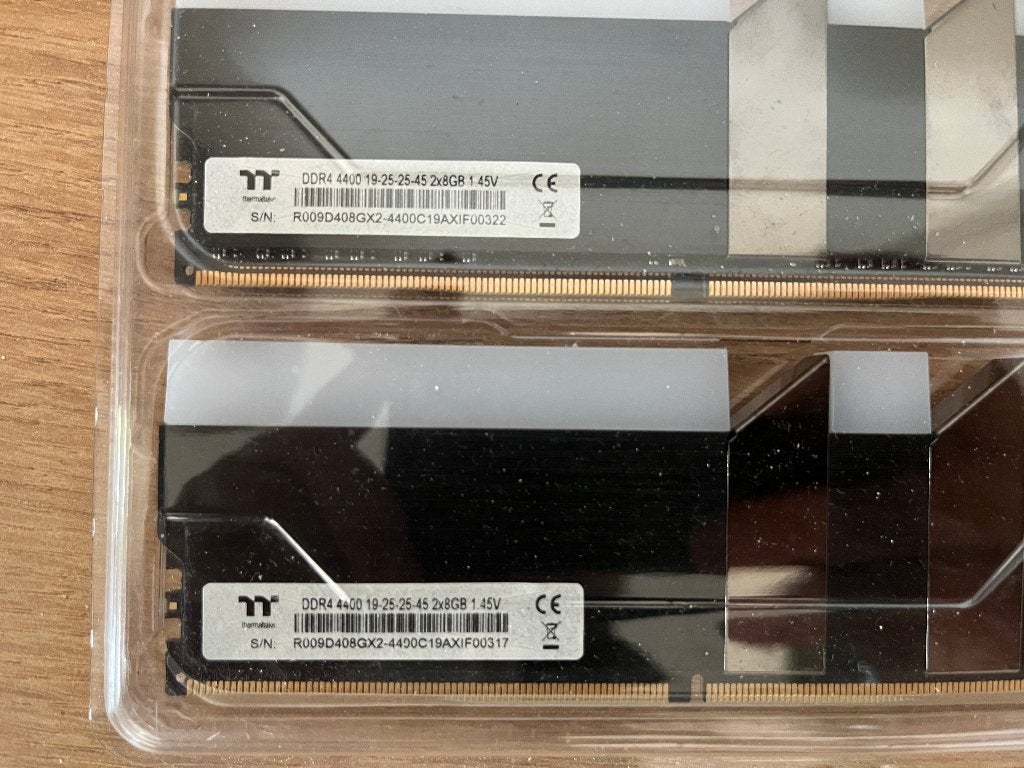 Garantie! ~ Thermaltake 4x8GB (32GB) 4400MHz, 32 GB, Halderhof 16, 6721 XR BENNEKOM, DDR4, Ophalen of Verzenden