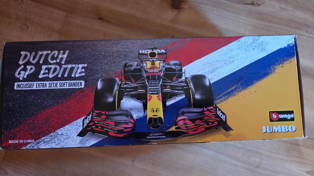 Red Bull Racing RB16B Max Verstappen 1:24 Dutch GP Editie, Ophalen of Verzenden, Nieuw, Auto, Bburago