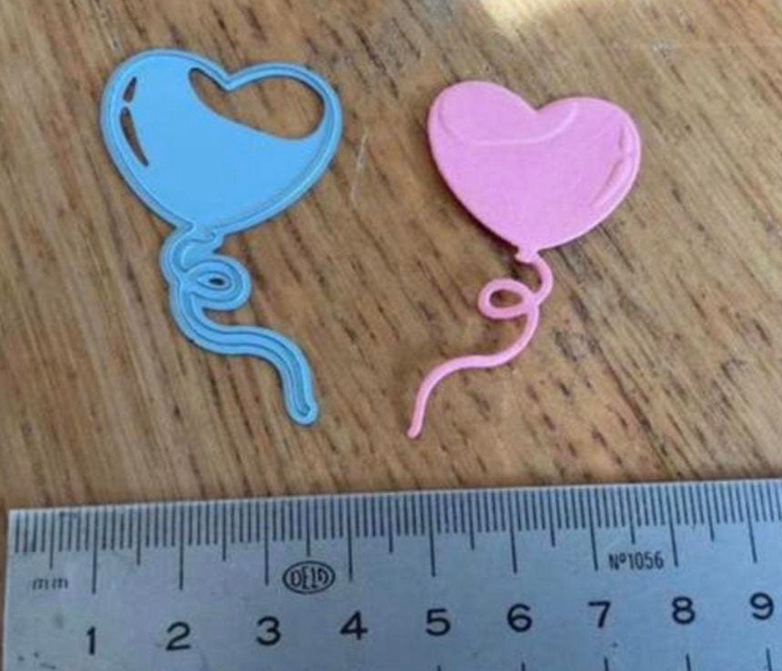 Snijmal hart ballon van Marianne design 2051, Hobby en Vrije tijd, Kaarten | Zelf maken, Ophalen of Verzenden, Zo goed als nieuw
