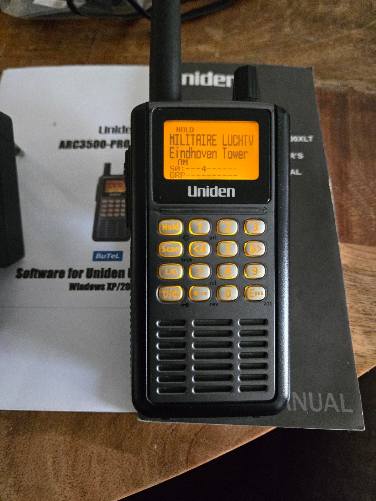 uniden 3500xlt met software en programeerkabel nette staat, Ophalen, Zo goed als nieuw, 500 kanalen of meer