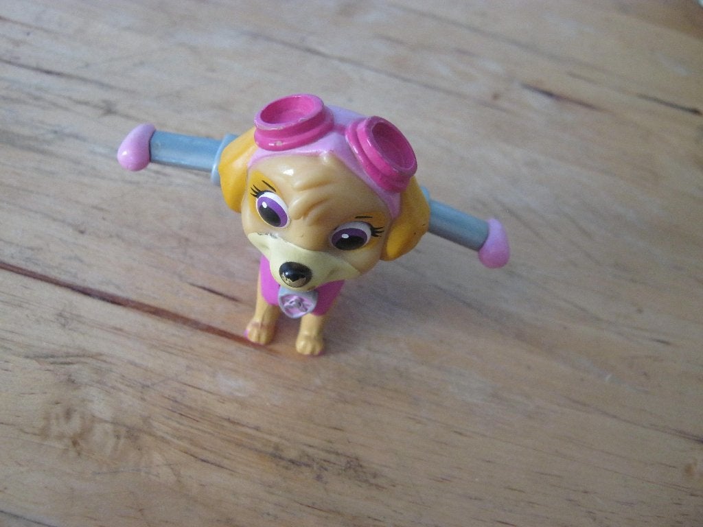 skye Paw patrol action pack pup & badge, Ophalen of Verzenden, Zo goed als nieuw
